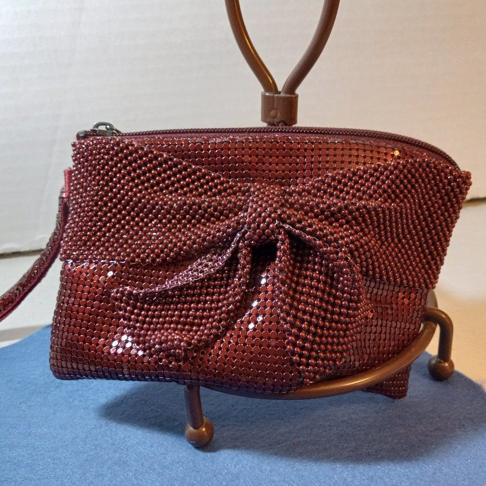 Vintage mesh Wristlet
